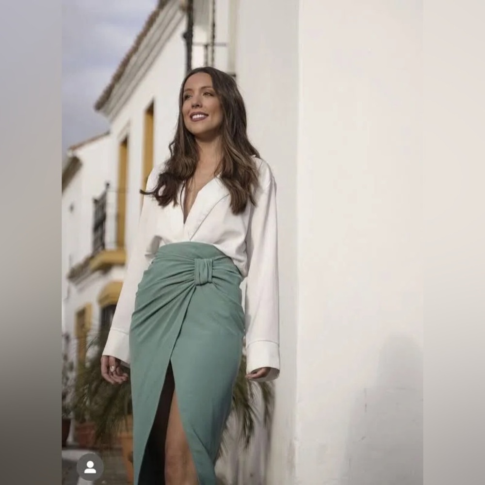 Zara Ruched Midi Skirt NWT, color: Green Sea